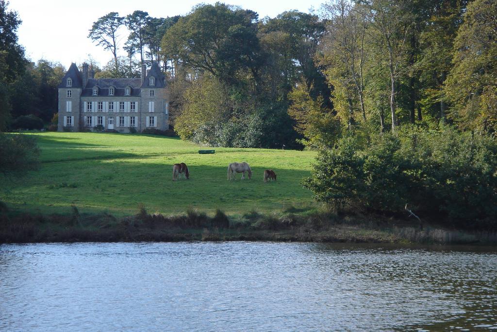 Chateau De Penfrat Gouesnach ภายนอก รูปภาพ
